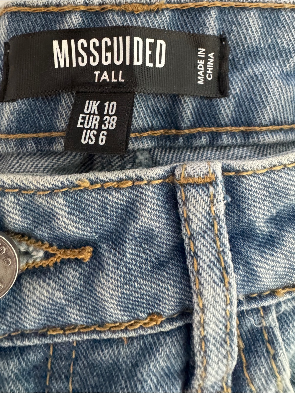 High Rise Wide-Leg Distressed Ripped Jeans - Picture 3 of 3